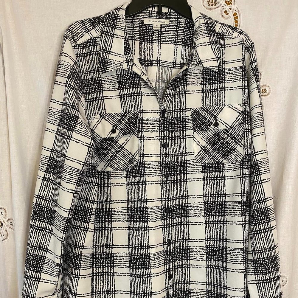 Studio Works Black White Striped Button-Down Size L